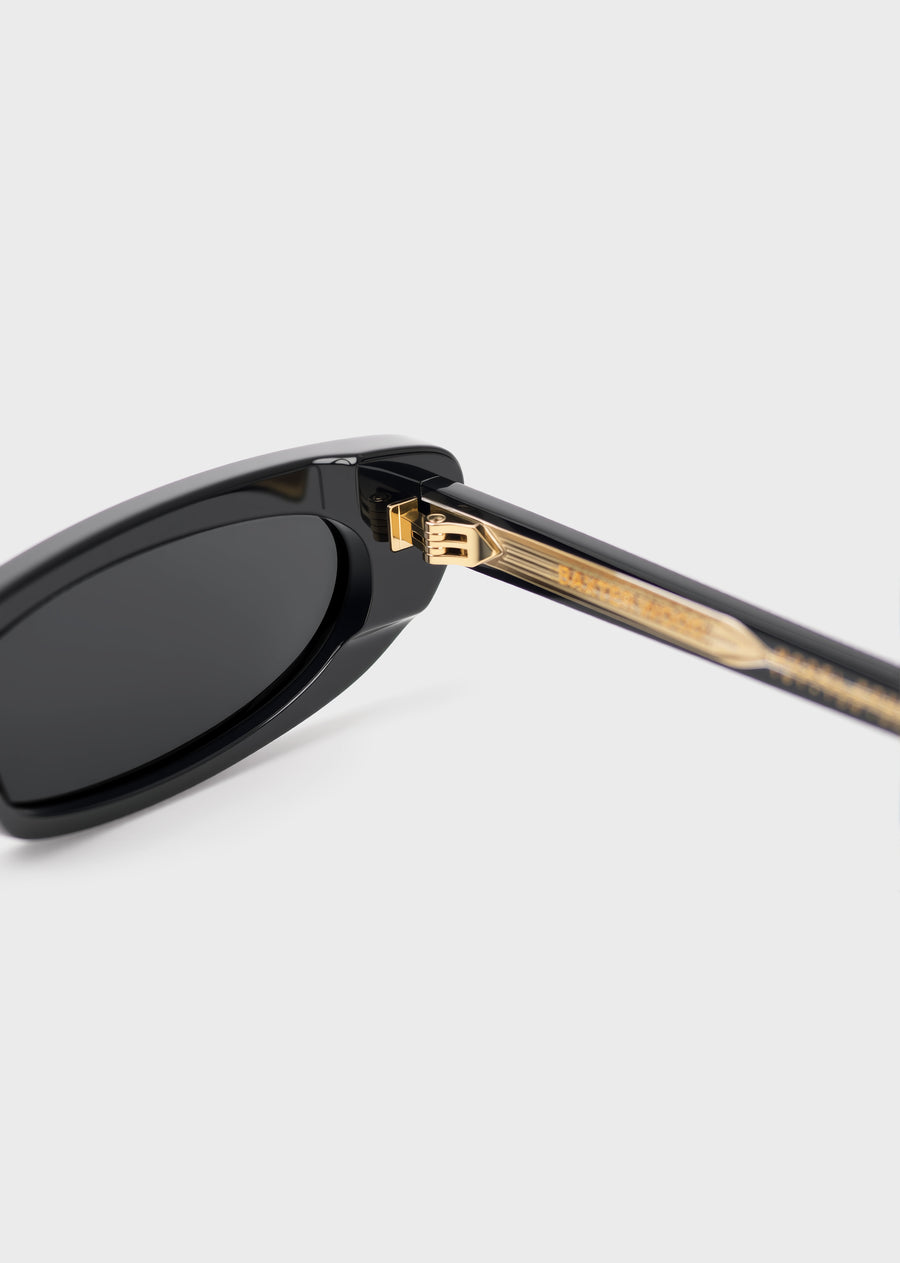 Model 4 Black