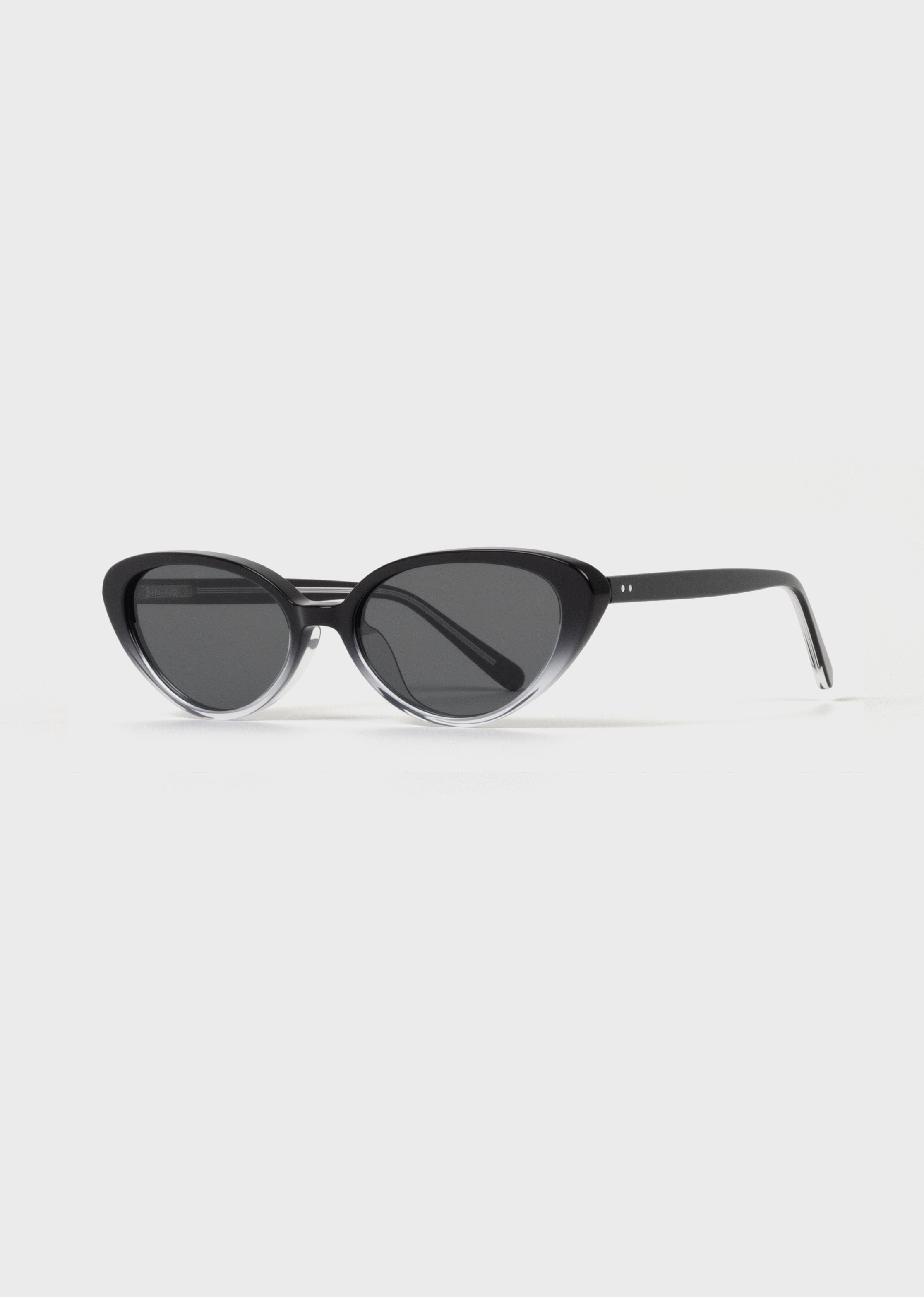 Model 8 Ombre